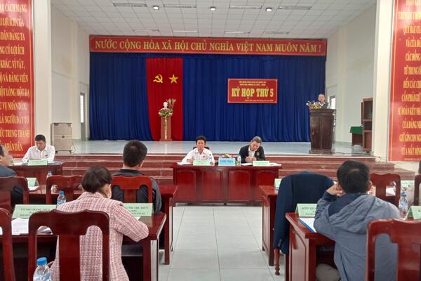 Hội đồng nhân dân xã Nghĩa Mỹ khóa XIII, nhiệm kỳ 2021-2016 tổ chức kỳ họp thứ 5